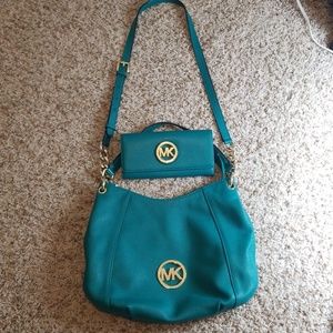 Michael Kors crossbag and wallet